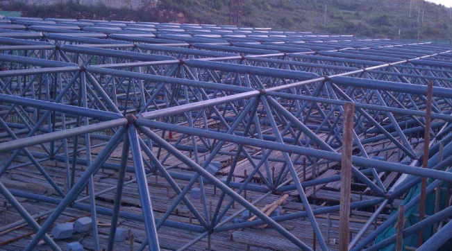 冀州概述网架加工中对钢材的质量的过细恳求